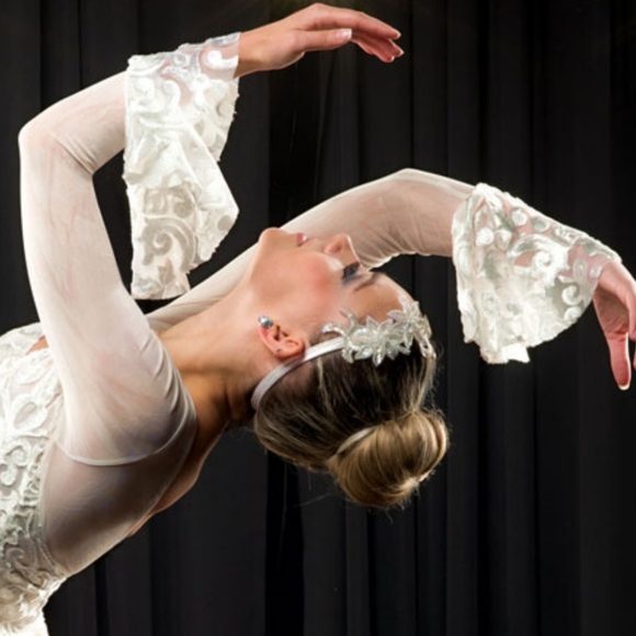 NWOT Beautiful Leotart - Picture 14 of 16